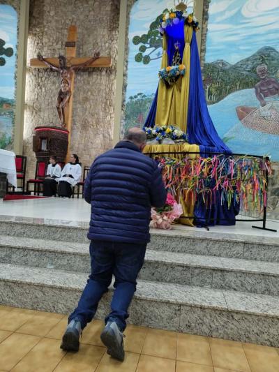 Abertura das Novenas reúne centenas de fiéis em Laranjeiras do Sul Celebração marca o início da preparação para a Festa em honra a Nossa Senhora Aparecida